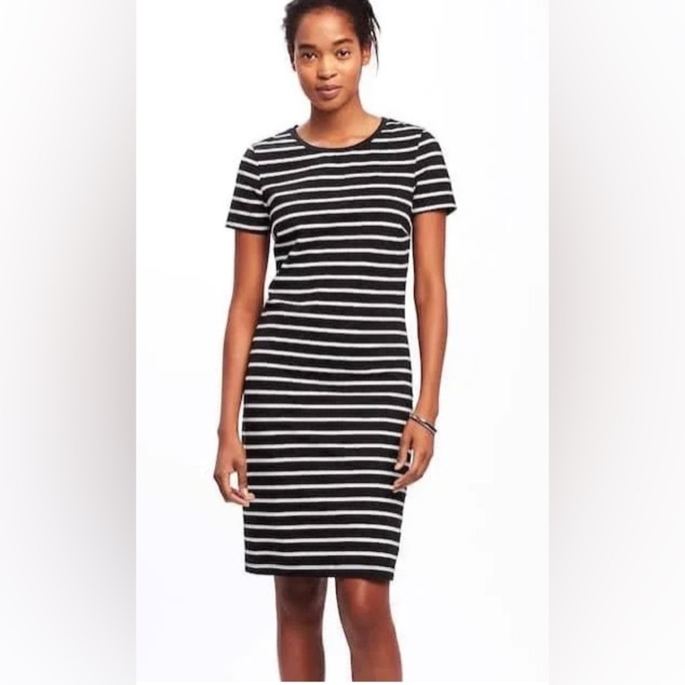 Black and White Striped T-shirt Dress